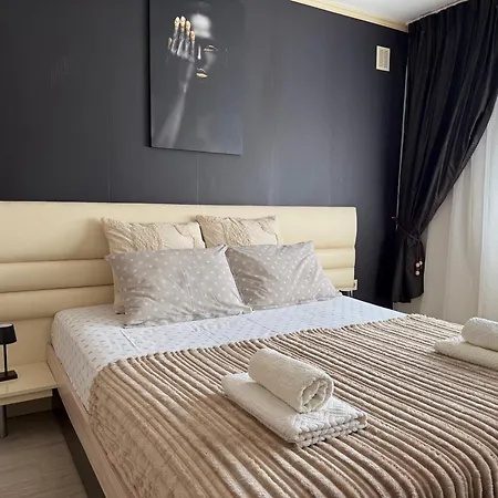 Dani Apartamento Veliko Tárnovo