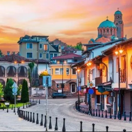 Dani Apartamento Veliko Tárnovo